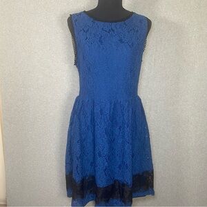 Francesca's Lace Dress Large Midnight‎ Blue w/ Black Trim Party Cocktail Holiday